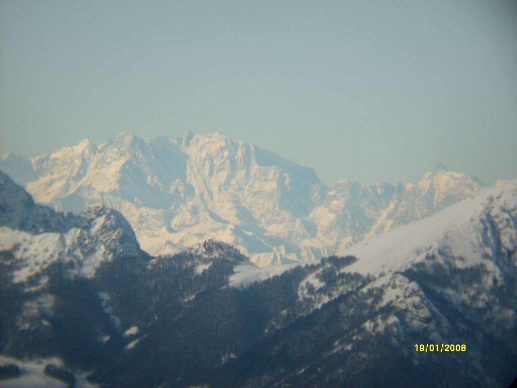 16532-56-monte-rosa-e-cervino-con-binocolo.jpg