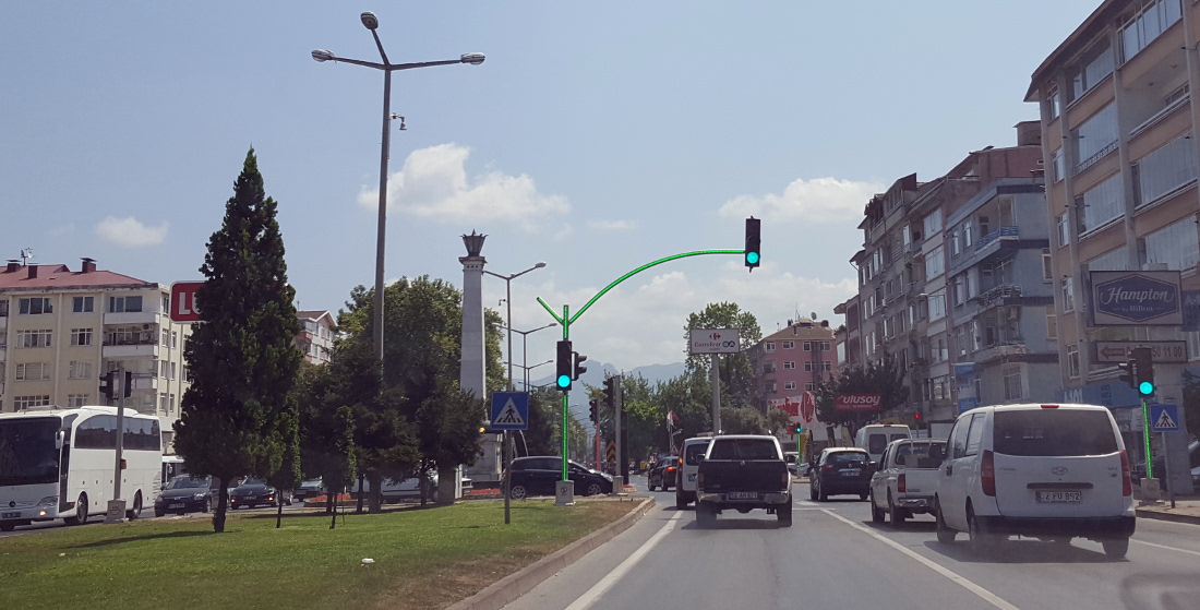 173875-semaforo.jpg