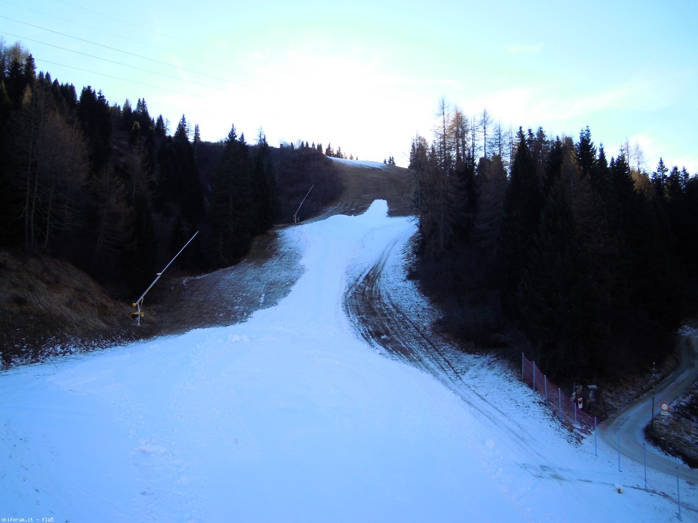 177611-wlf-mezzo-innevato.jpg