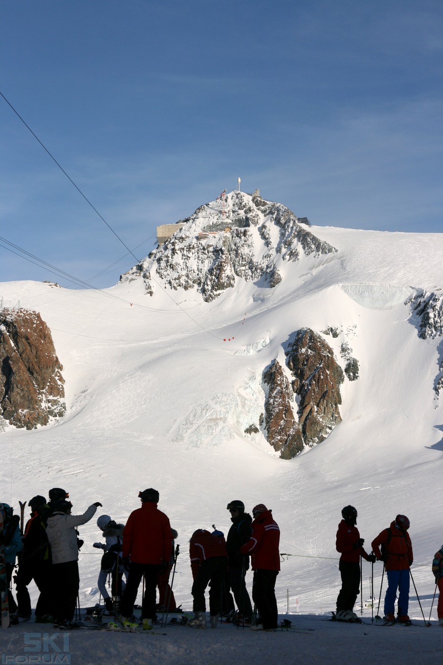 182337-panorama-stazione-plateau-rosa.jpg