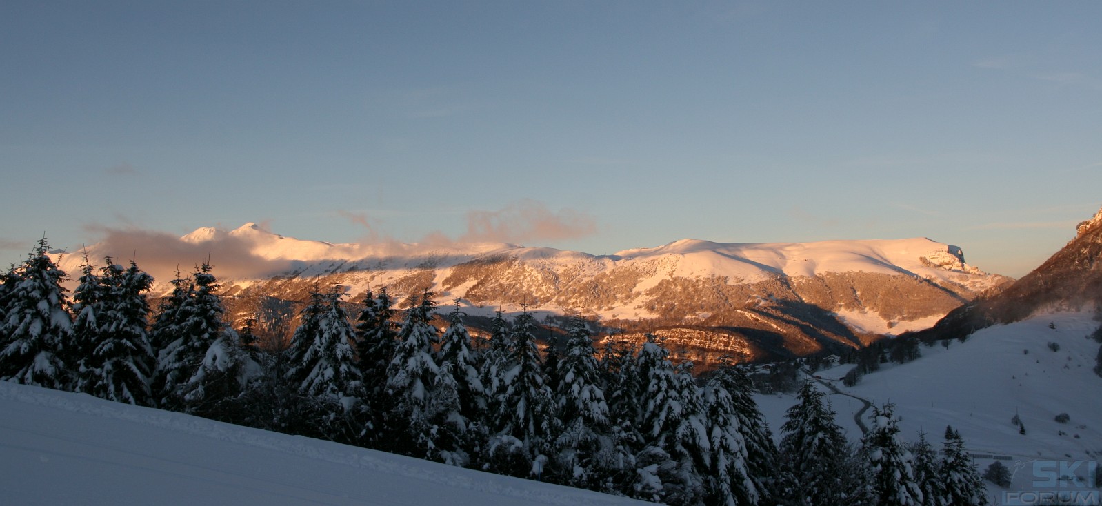 182900-skisunrise-brentonico.jpg