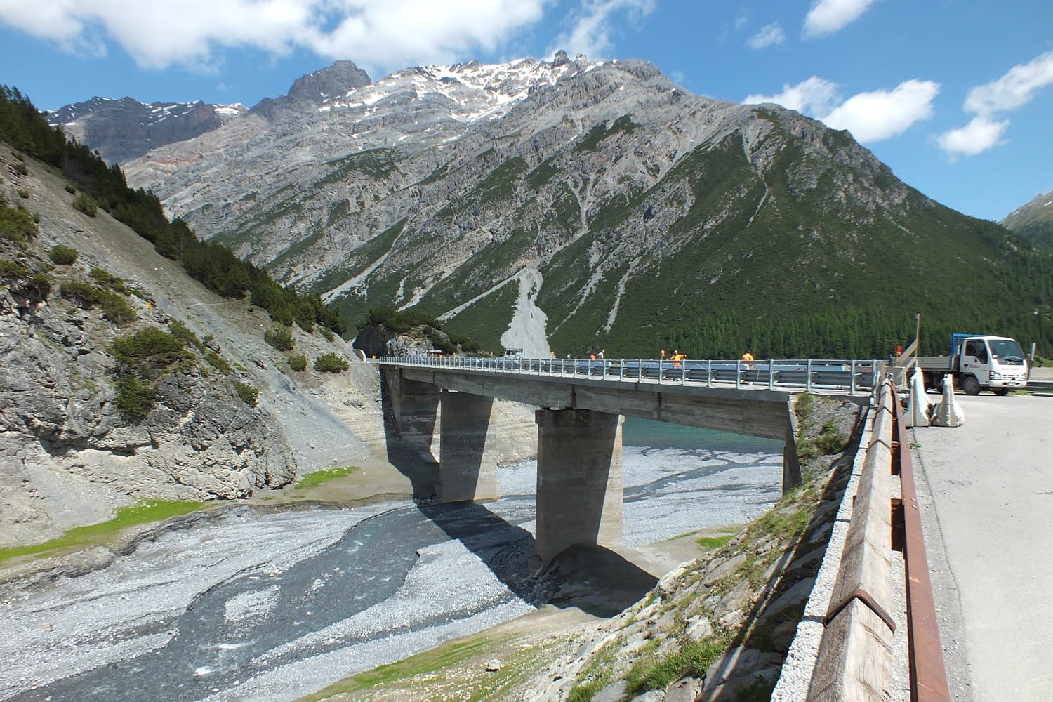 188552-livigno-lavori-ponte-vieira1.jpg