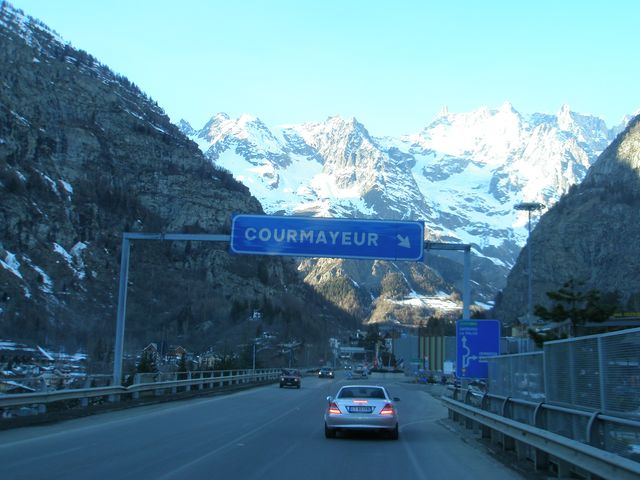 19803-courmayeur.jpg
