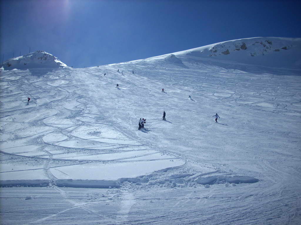 19941-nera-aremogna2.jpg