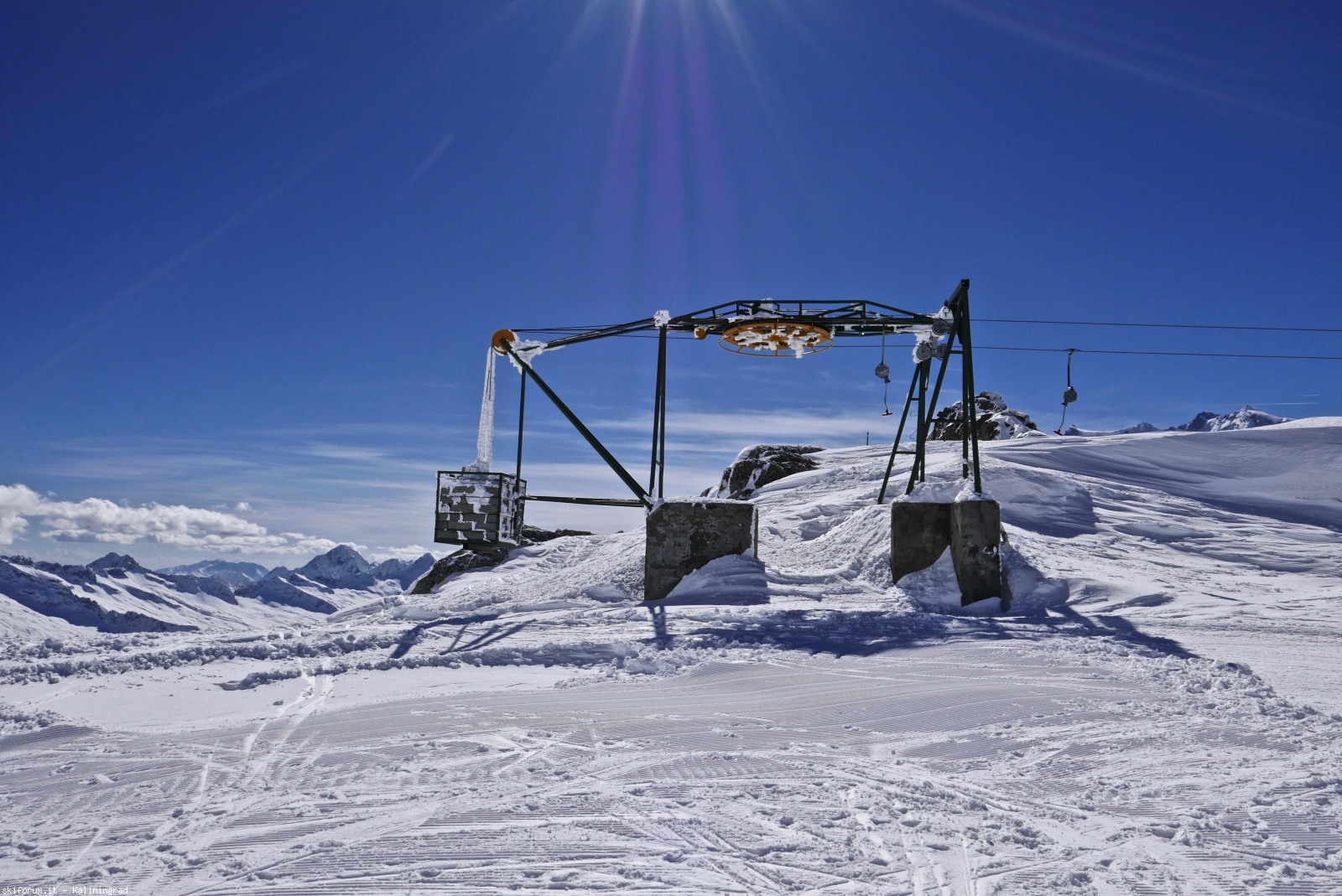 212502-l1010128.jpg