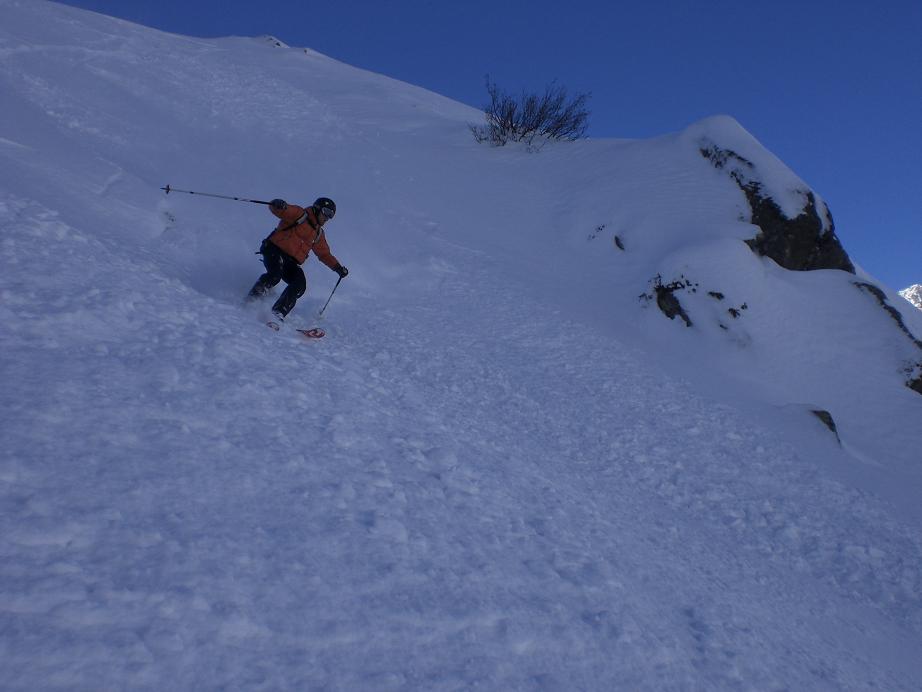 33094-azione.jpg