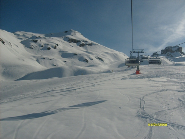 37836-6-in-salita-verso-cime-bianche.jpg