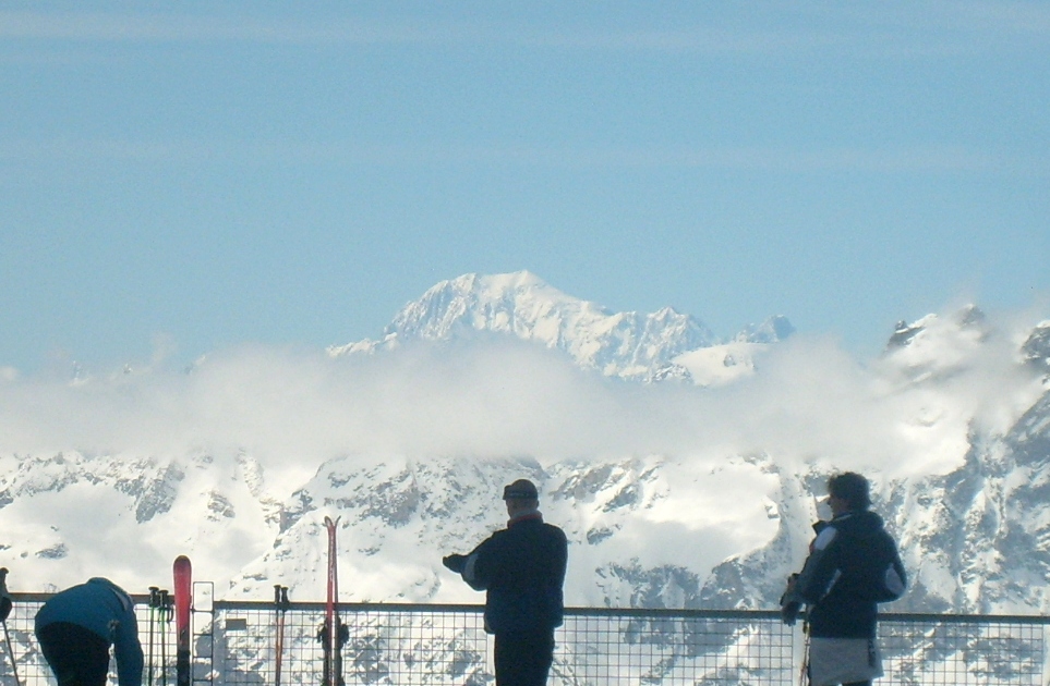 37846-16-monte-bianco-dal-plateau.jpg