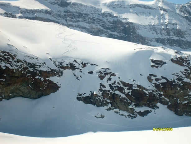 38157-33-qualcuno-ha-sbagliato-mira.jpg