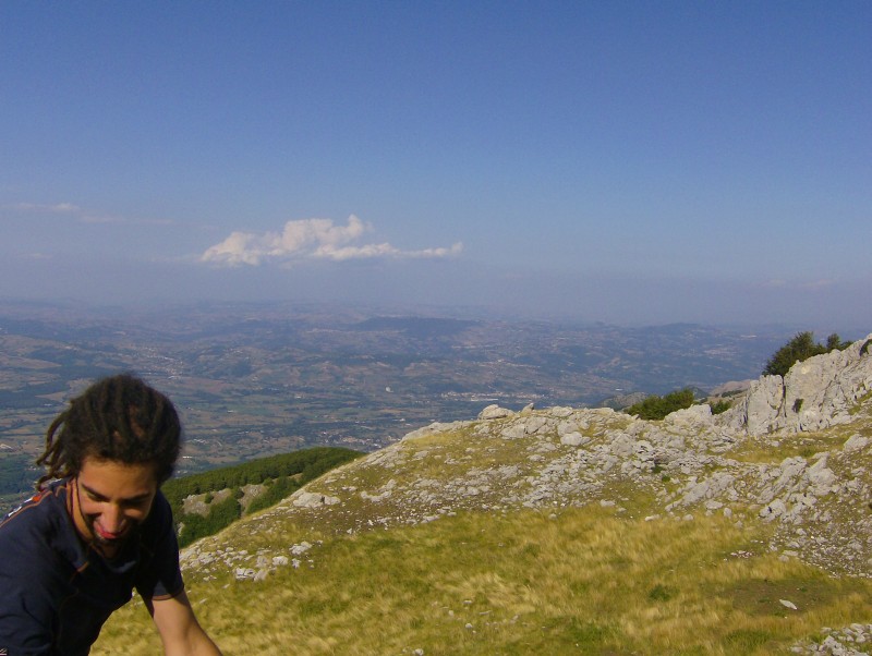 43467-francesco-e-la-piana-di-bojano.jpg