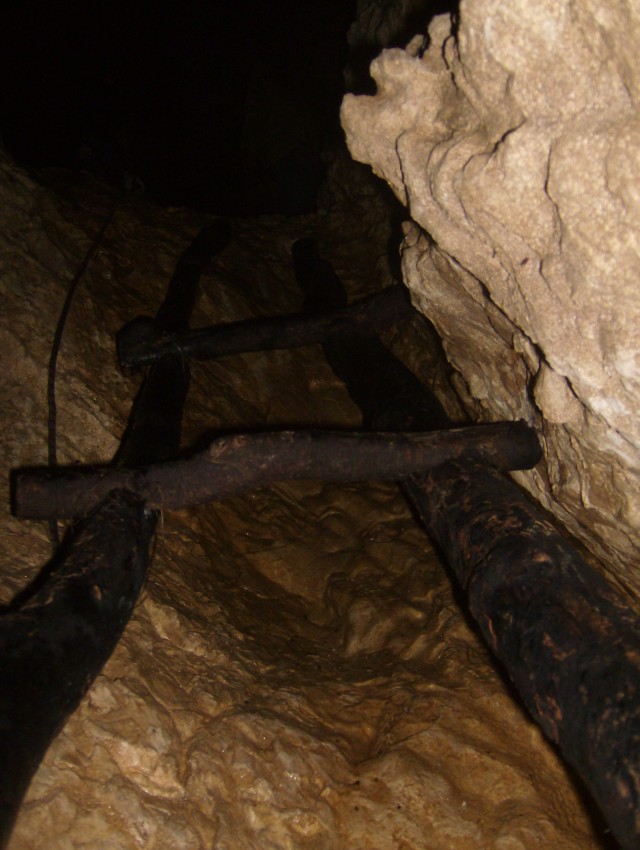 43488-scala-e-corda-per-superare-l-ultimo-tratto.jpg