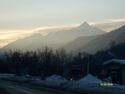 49720-la-thuile-11022010-brume-verso-est.jpg