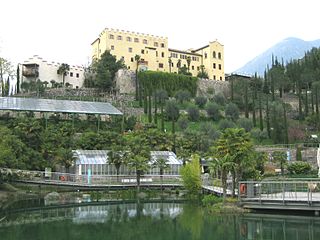 68785-schlosstrauttmansdorff.jpg