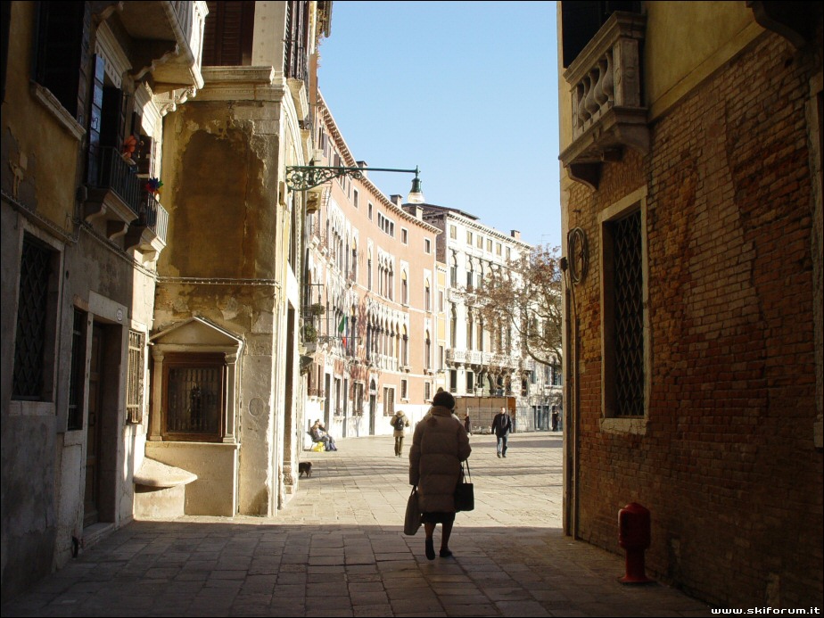 7621-piazze-venezia.jpg