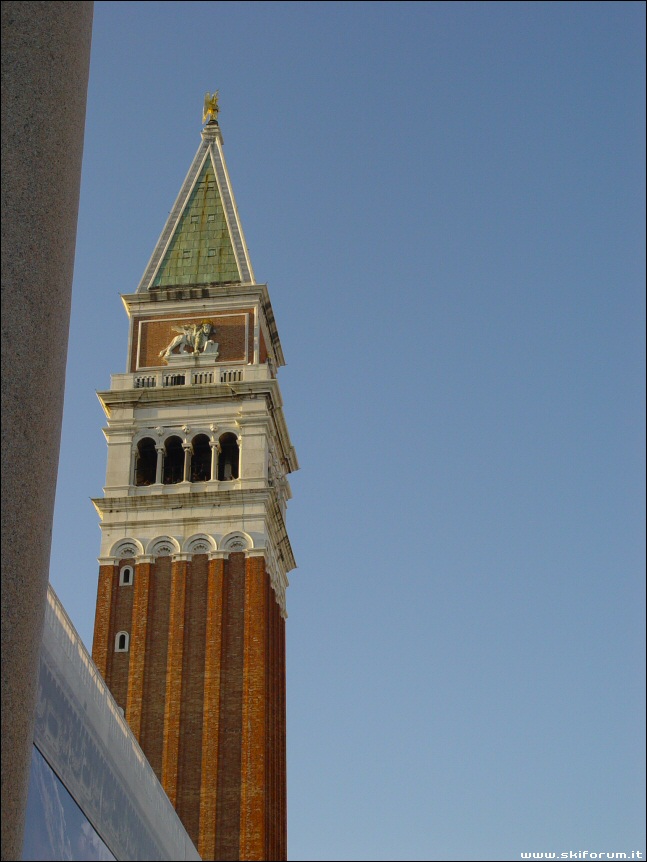 7632-geometrie-campanile.jpg