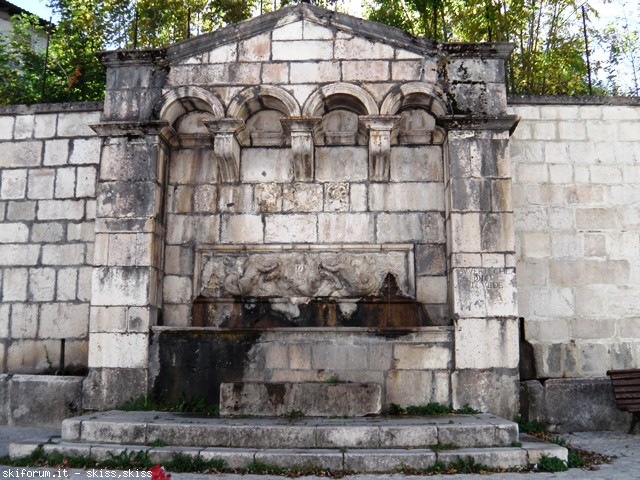 82388-pescocostanzopaesefontanone.jpg