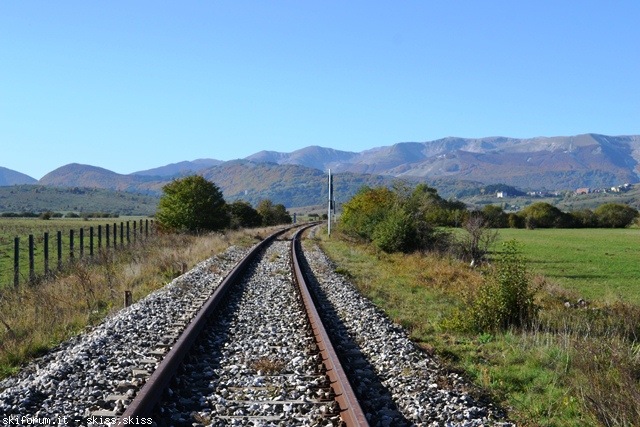 82400-ferrovia-abbandonata.jpg