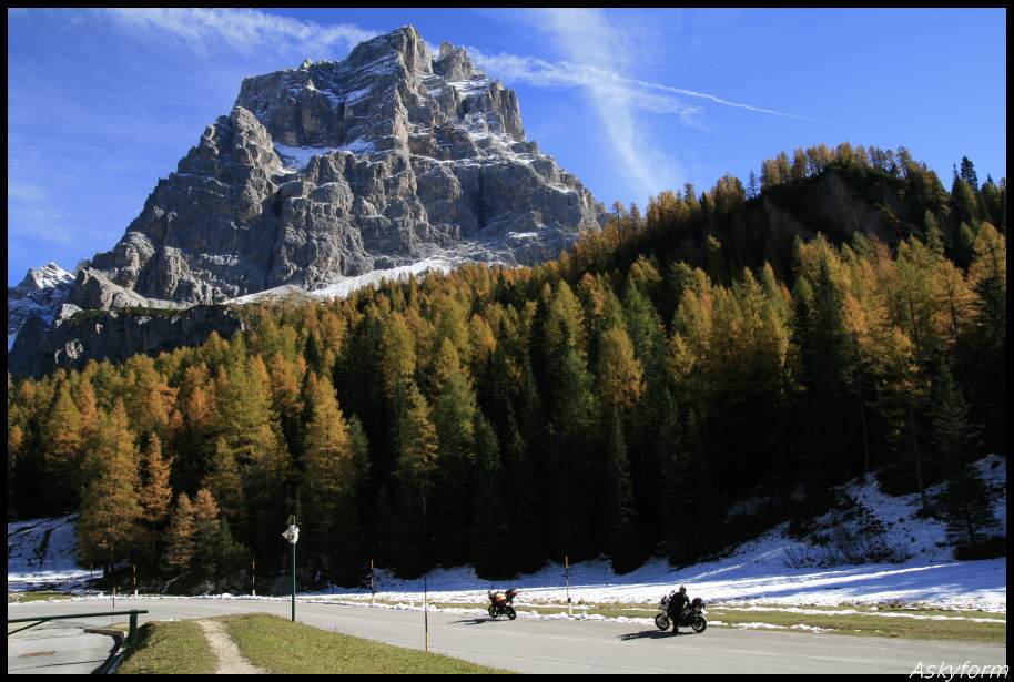 82479-autunno-in-dolomiti-20-21-ottobre-2012-16.jpg