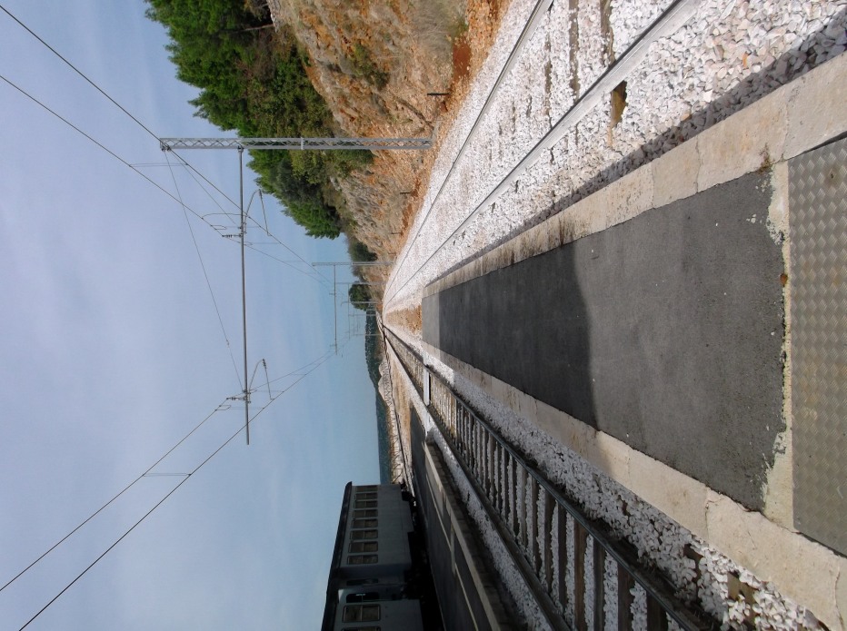 83818-18.jpg