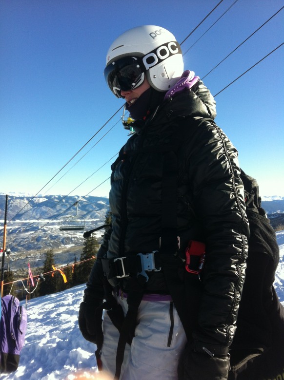 92088-kath-paragliding-1.jpg