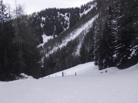 92353-6-la-prima-esse-e-il-raccordo-col-pistone-che-scende-da-destra.jpg