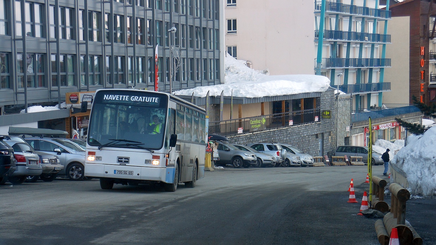 96581-pir-2266.jpg