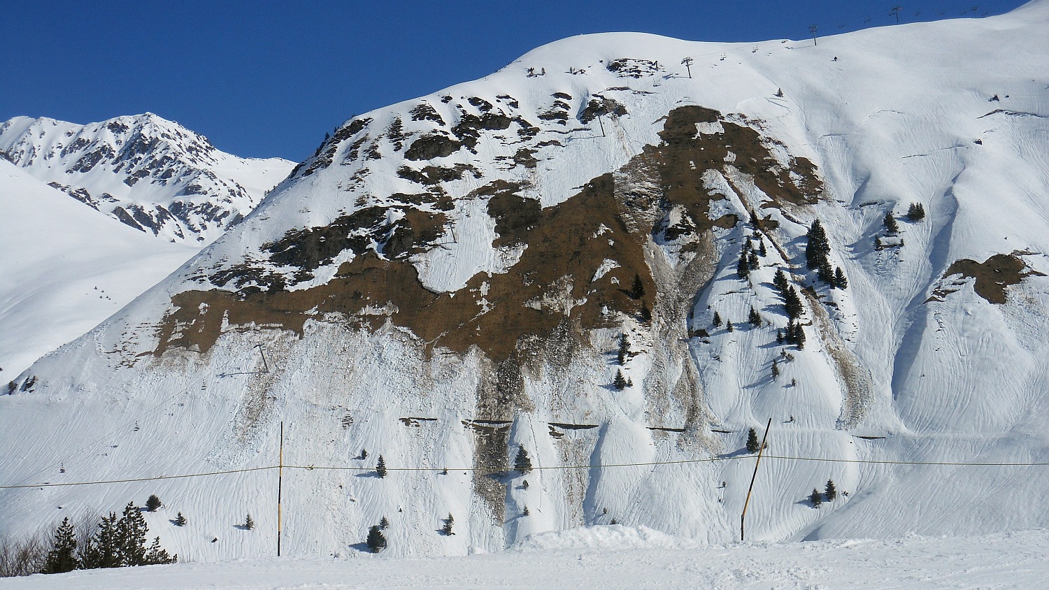 96641-pir-2422.jpg
