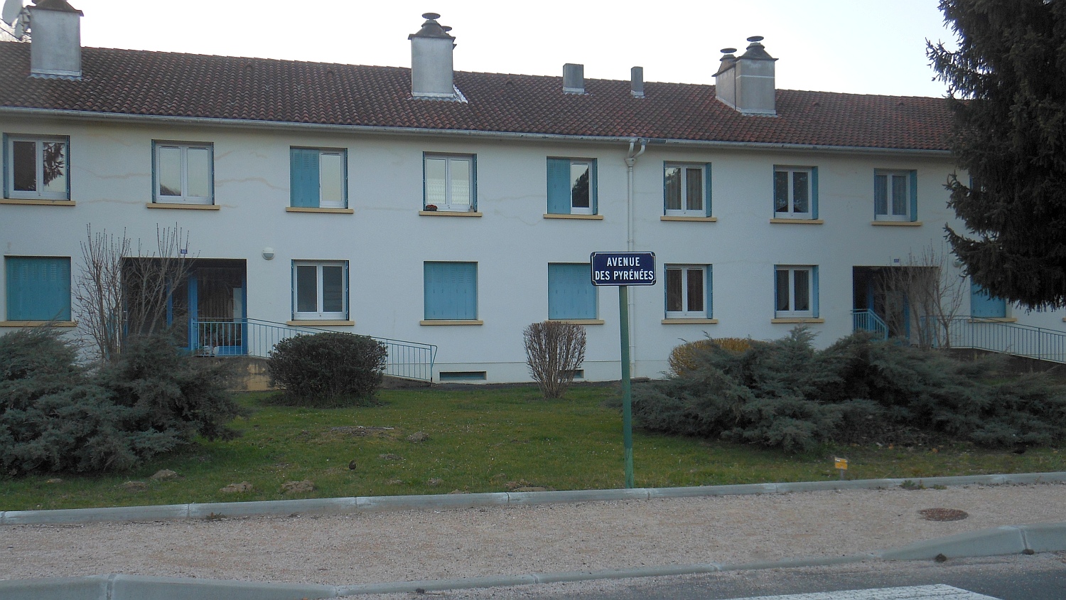 96731-pir-2681.jpg