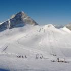 Arrivo del funitel Gletscherbus3 con vista sulle piste del lato Olperer