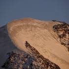La cornice sommitale del Monte Pasquale al tramonto La cornice sommitale del Monte Pasquale al tramonto