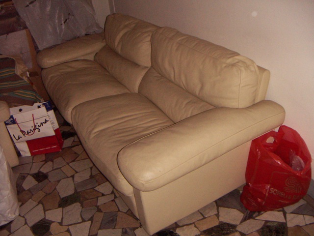 25062-divano-frau-001.jpg