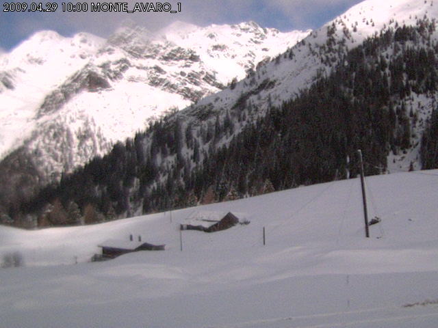 39903-piani-dell-avaro-fine-aprile-09.jpg