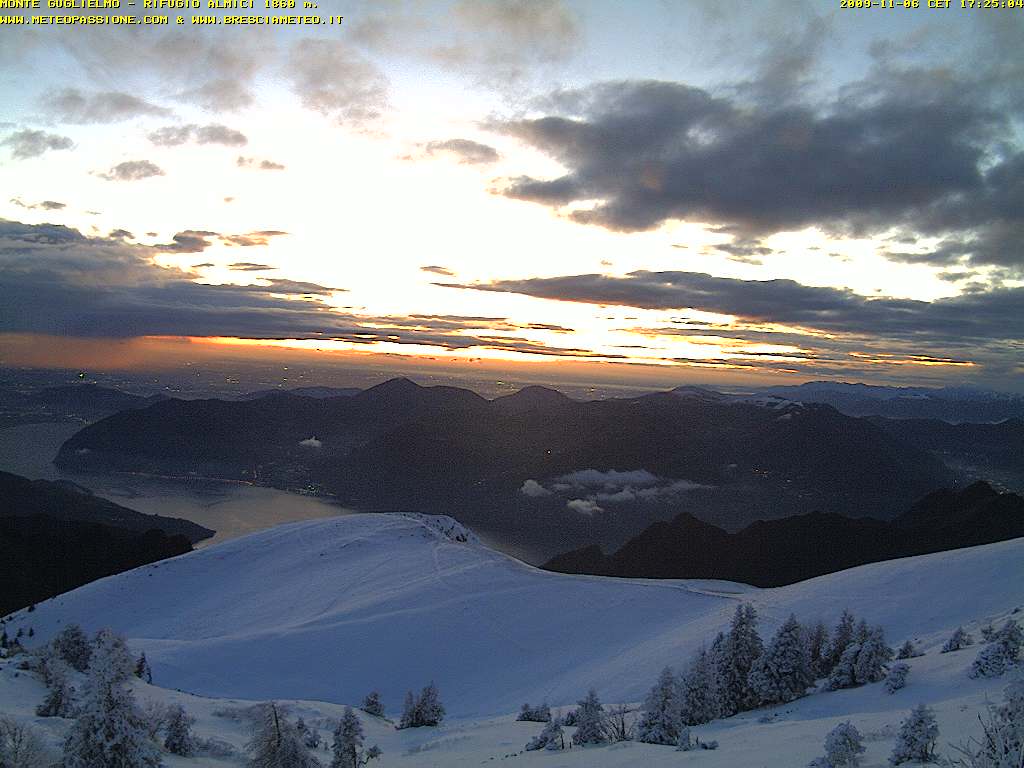 44858-monte-guglielmo-06112009-ultime-luci.jpg