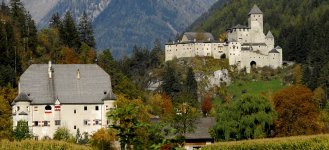 img-src-hotel-alte-muehle-mit-blick-zur-burg-taufers.jpg img-src-hotel-alte-muehle-mit-blick-zur-burg-taufers.jpg