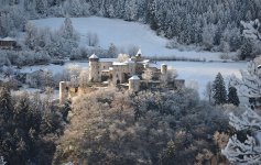 schloss-proesels-winter.jpg