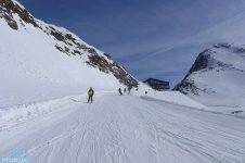 stubai-skiing-15.jpg stubai-skiing-15.jpg