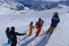 stubai-skiing-26.jpg stubai-skiing-26.jpg