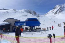 stubai-skiing-37.jpg stubai-skiing-37.jpg