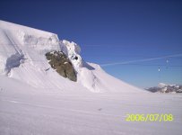 bianco_sotto_gli_sci_e_bianco_sullo_sfondo_176.jpg