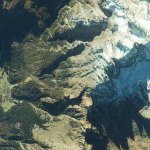 sfondi__dolomiti_fotografate_dal_satellite_ikonos_128.jpg