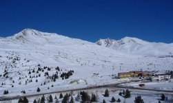 panoramica_sulle_piste_e_gli_impianti_del_passo_tonale_324.jpg