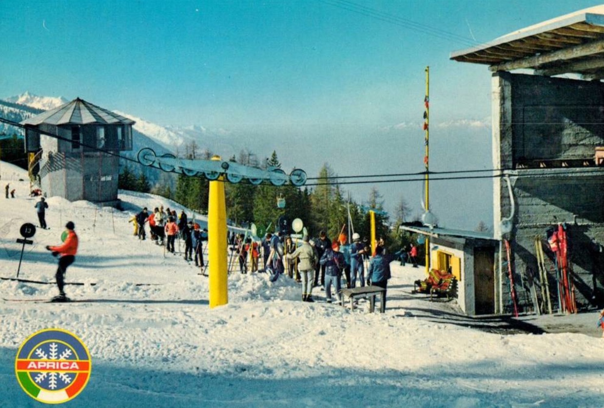 Aprica skilift al Baradello.jpg