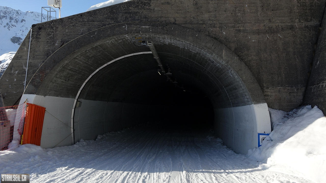 Andermatt tunnel.jpeg