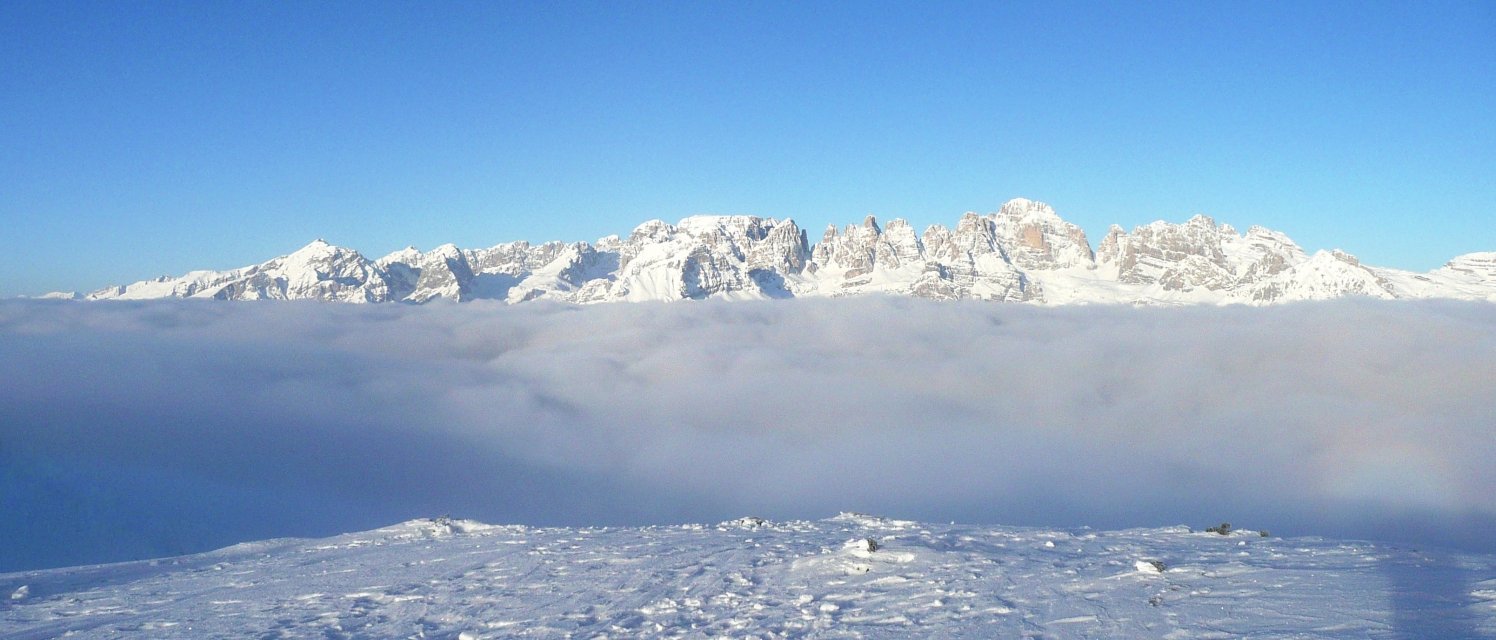 2008-12 Gruppo del Brenta dalla Paganella.JPG