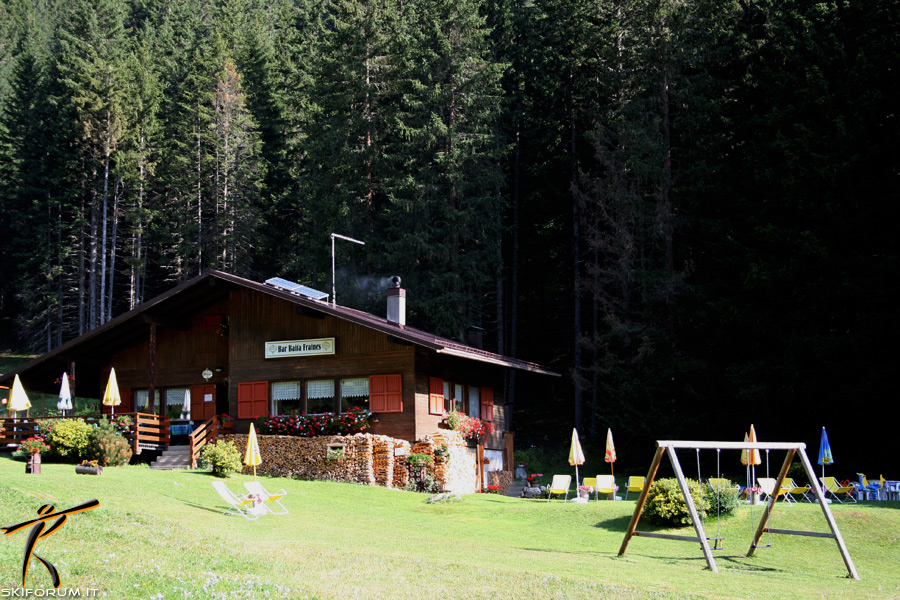 rifugio in dolomiti