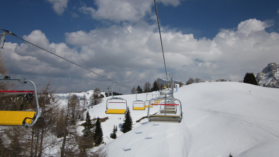 la neve dell'alta Badia