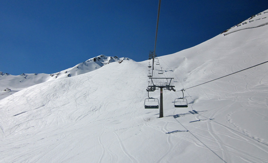 sulla seggiovia in Val di Fassa