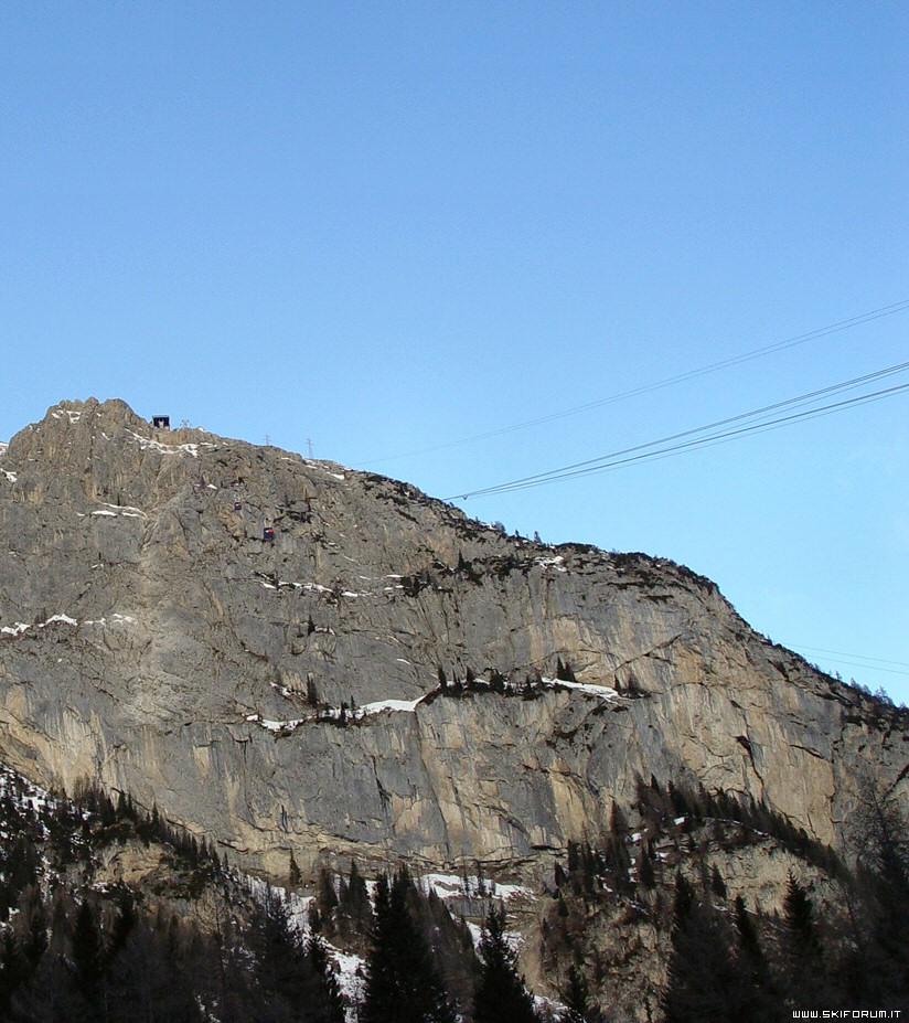 foto funivia marmolada