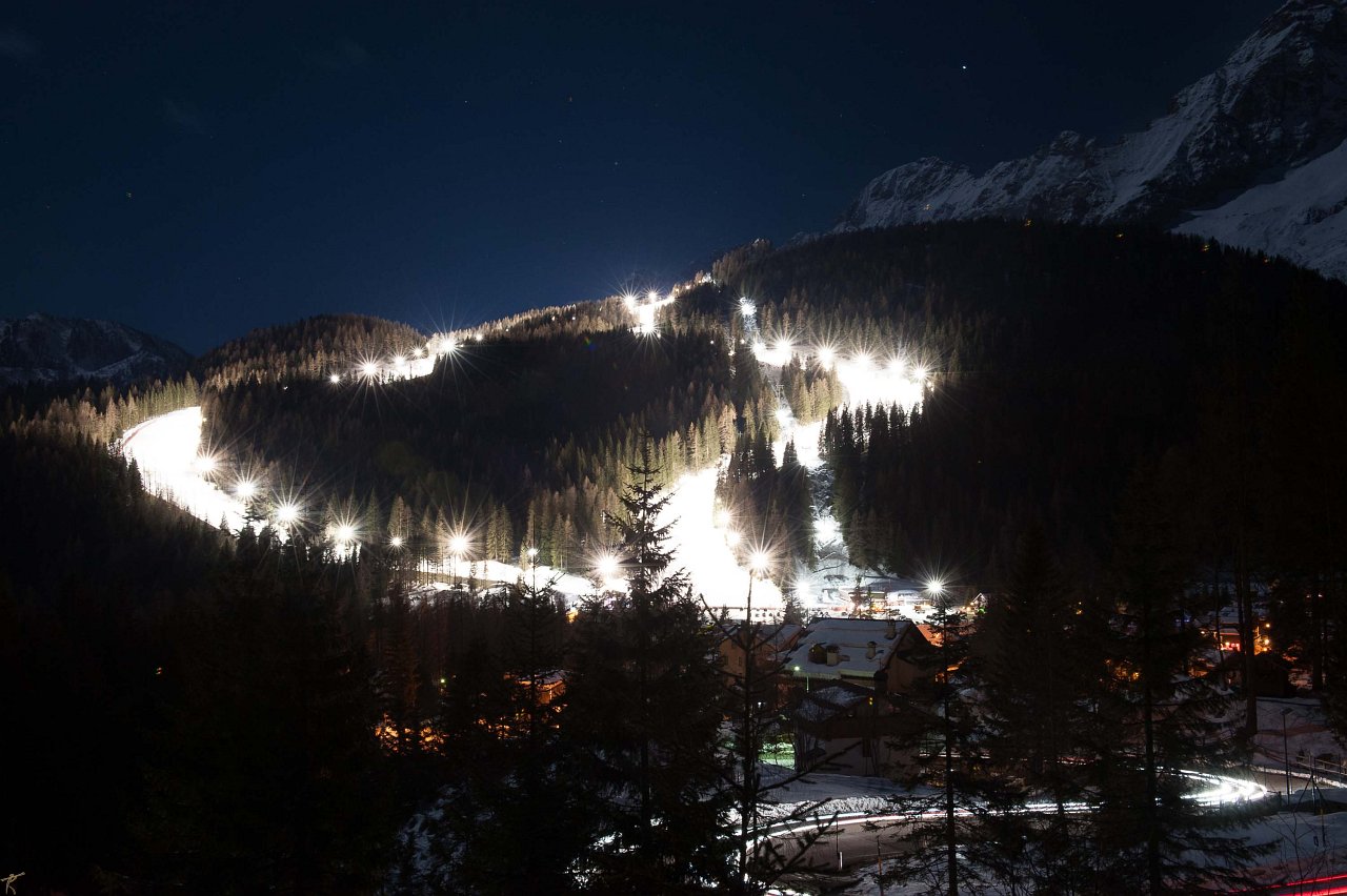 Finalmente Apre Lo Sci Notturno Di Pecol In Val Di Zoldo finalmente-apre-lo-sci-notturno-di-pecol-in-val-di-zoldo
