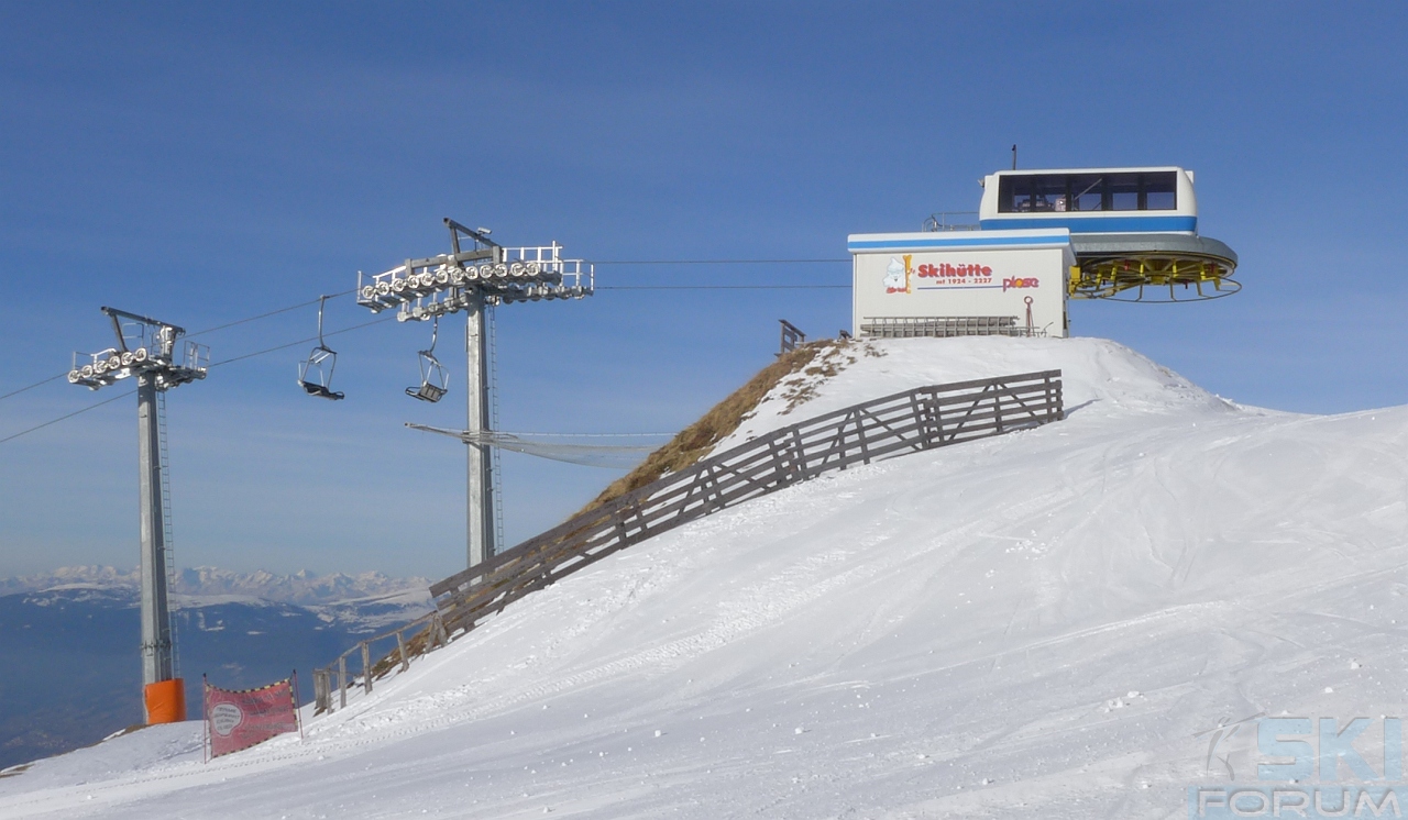 stazione di monte SkiHutte